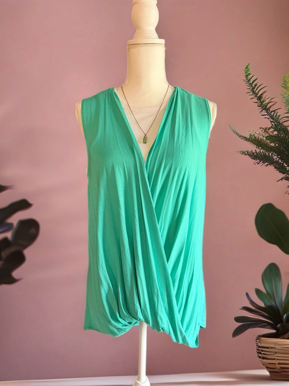 Sleeveless Draped V-Neck Tank Top - Green